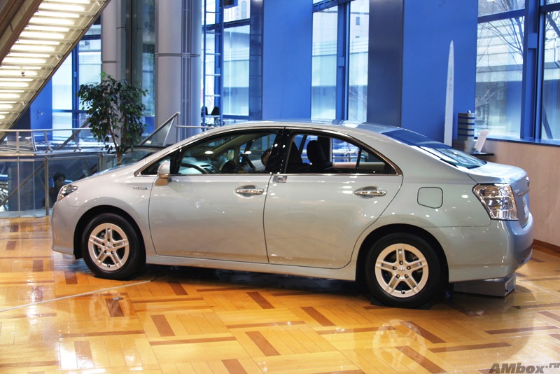 Toyota Sai 2010_1.JPG